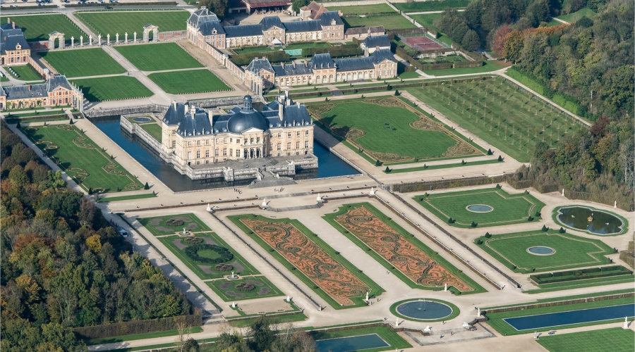 Tour of One of the Most Iconic French Chateaux: Vaux-le-Vicomte